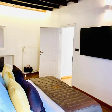 Palace Fontana Di Trevi Appartement Rome